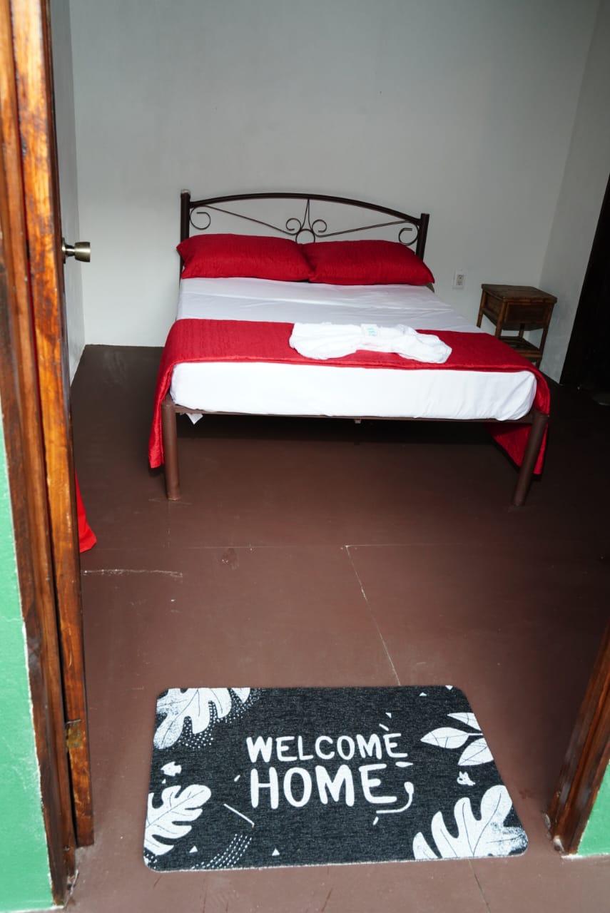 Single Room – La Purruja - Gallery image of eco-friendly accommodation at Rio Verde Eco Lodge